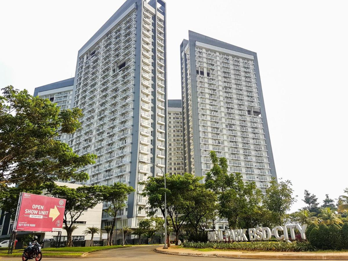 Cozy And Best View Studio Casa De Parco Apartment By Travelio Tangerang Exterior foto